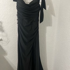 Satin Black fitted dress style is absolutely gorgeous